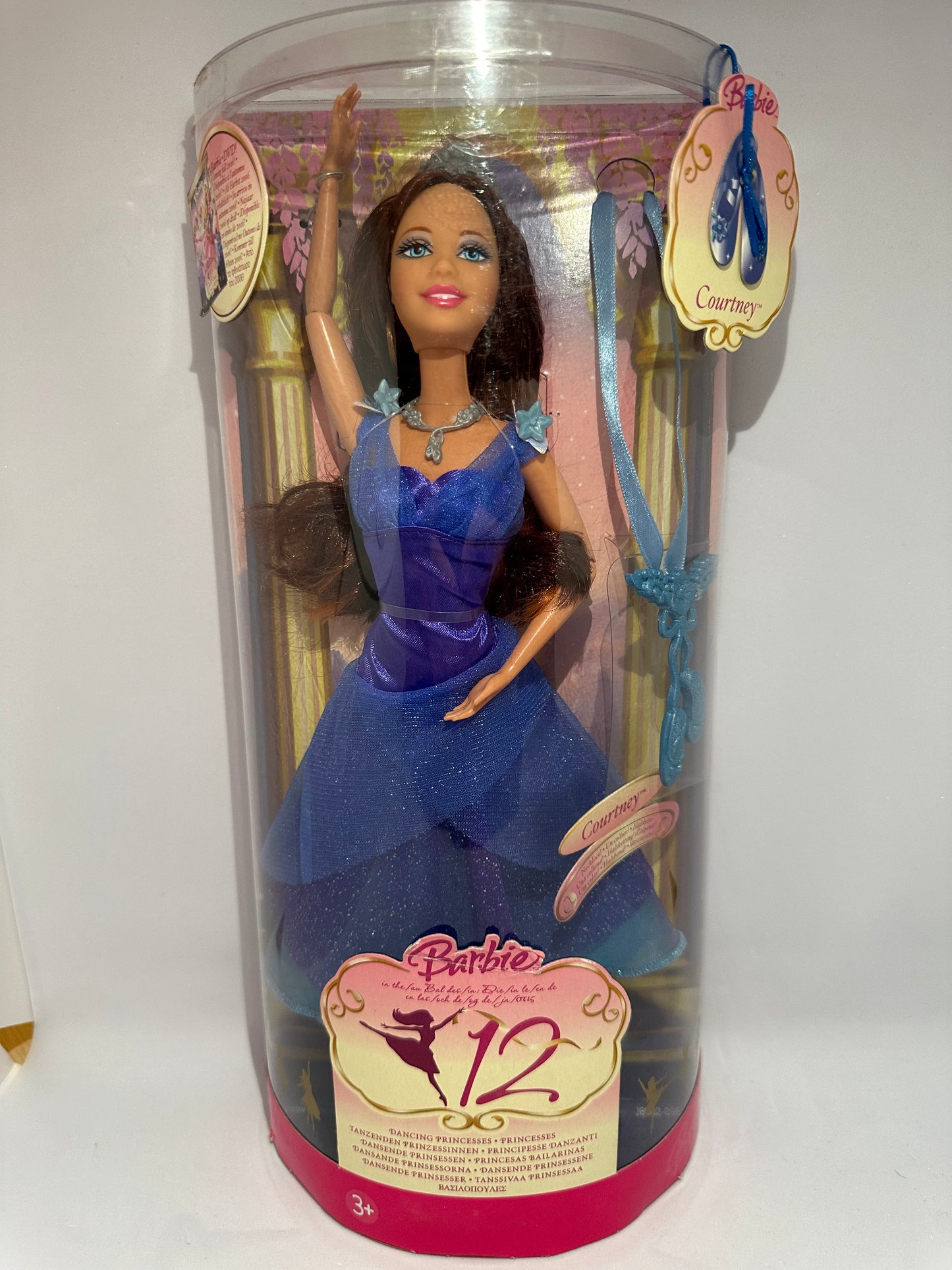 Barbie 12 dancing princesses Courtney