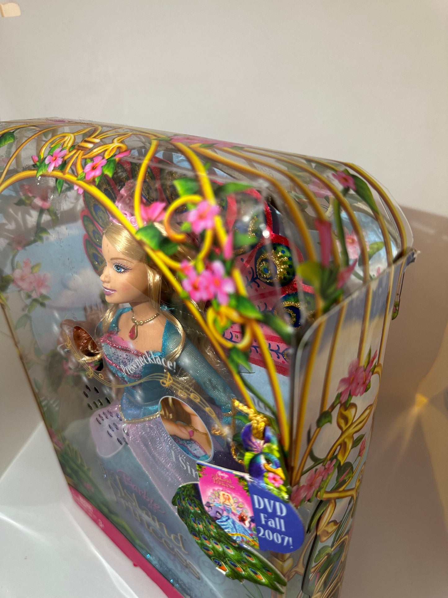Barbie dans le rôle de la princesse de l'île Rosella 2007