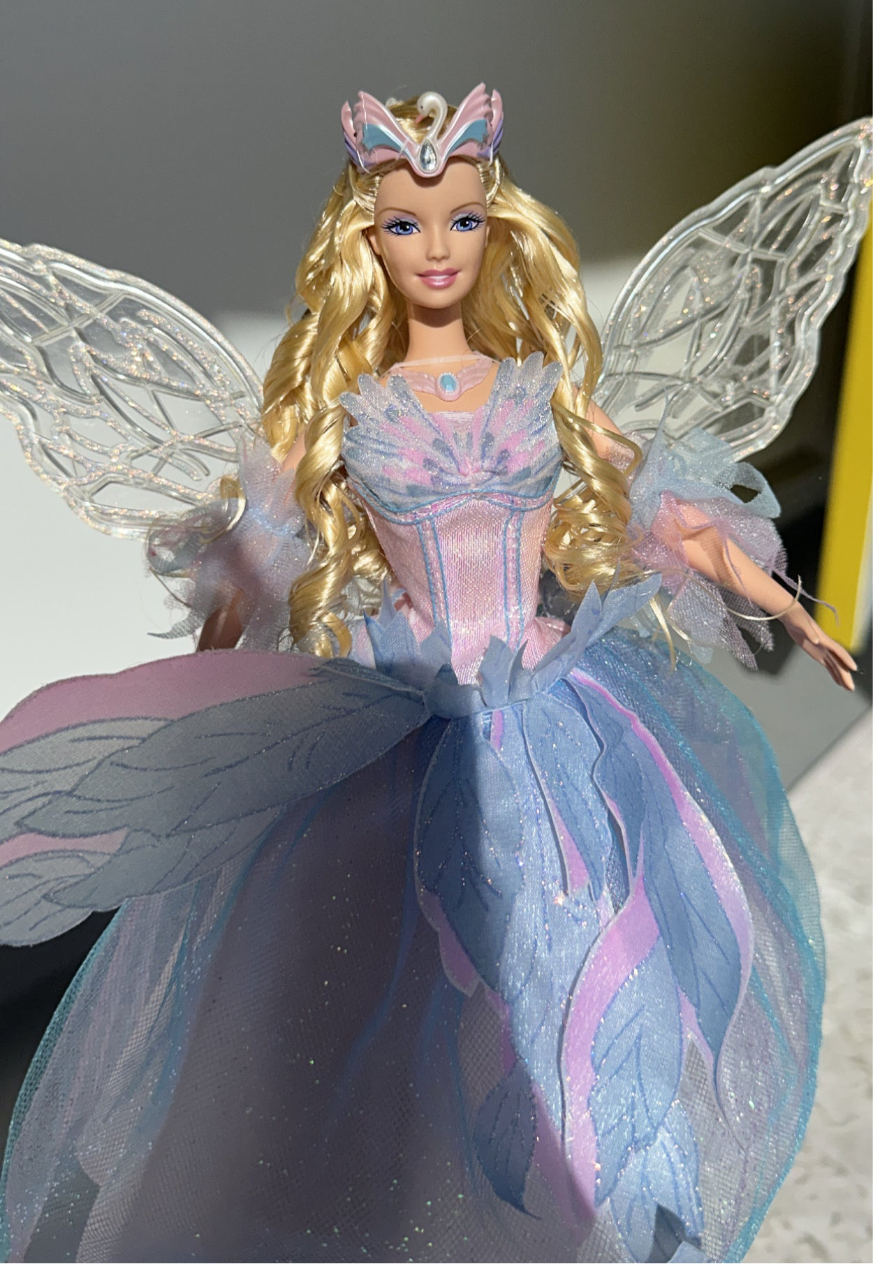 BARBIE VINTAGE 2003 Lac des cygnes princesse Odette avec ses ailes EUR 18,00 - FR BARBIE VINTAGE 2003 Lac des cygnes princesse Odette avec ses ailes EUR 18,00 - FR