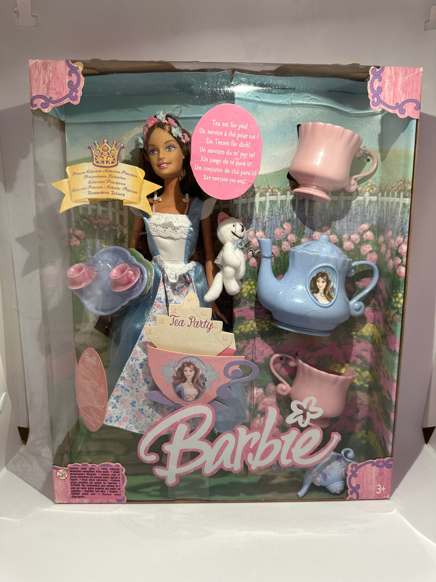 Barbie princess and the pauper Erika tea party set