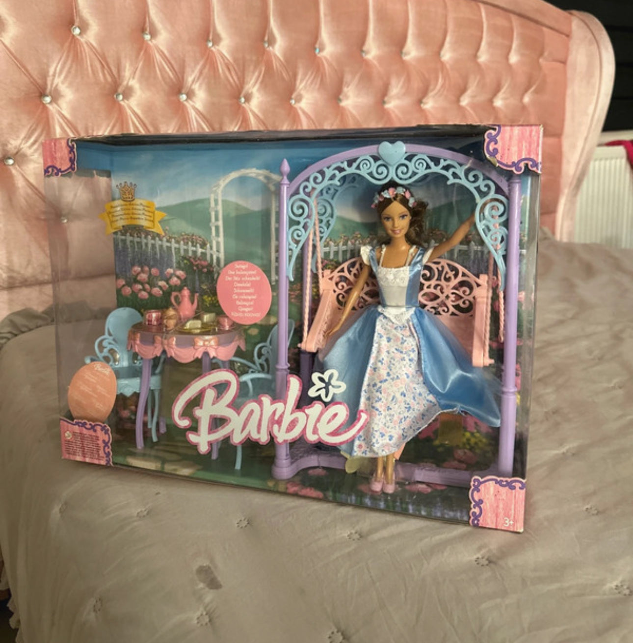 Barbie princess and the pauper Erika tea set 2004