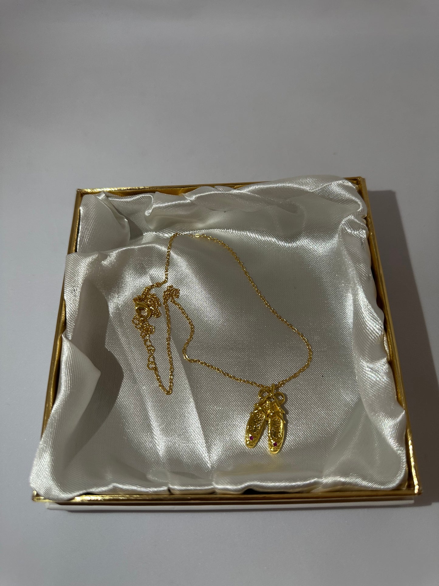 Barbie and the diamond castle necklace