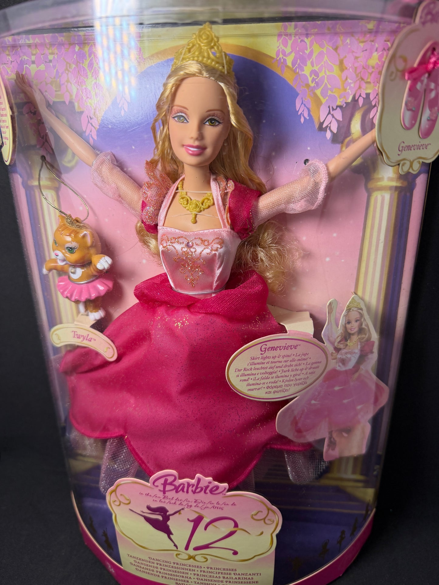 Barbie et les 12 princesses dansantes Geneviève 2006