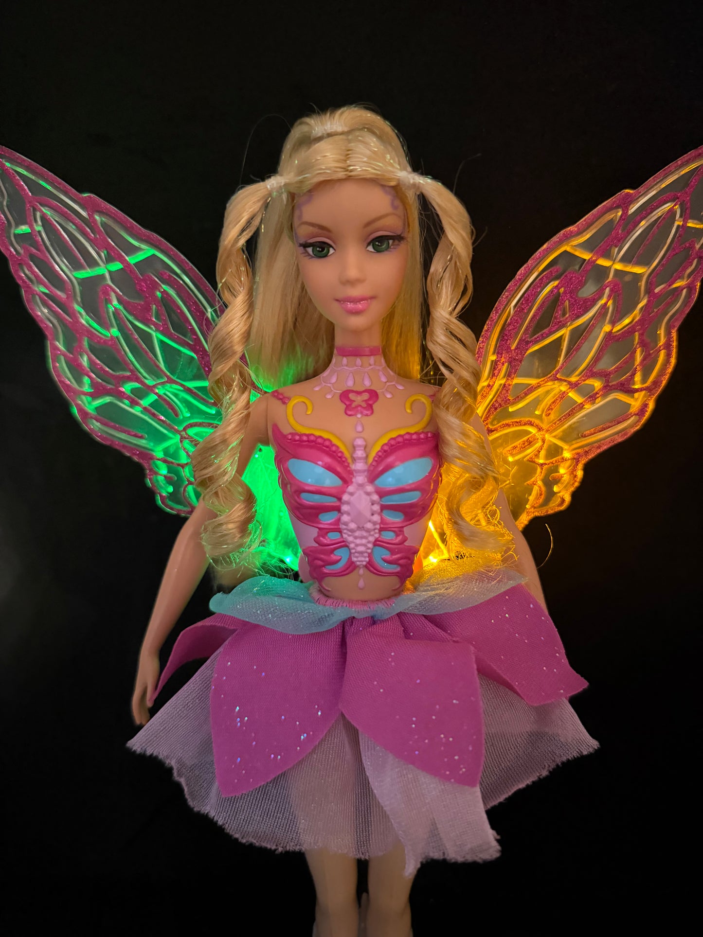 Barbie rainbow magic Elina rare version