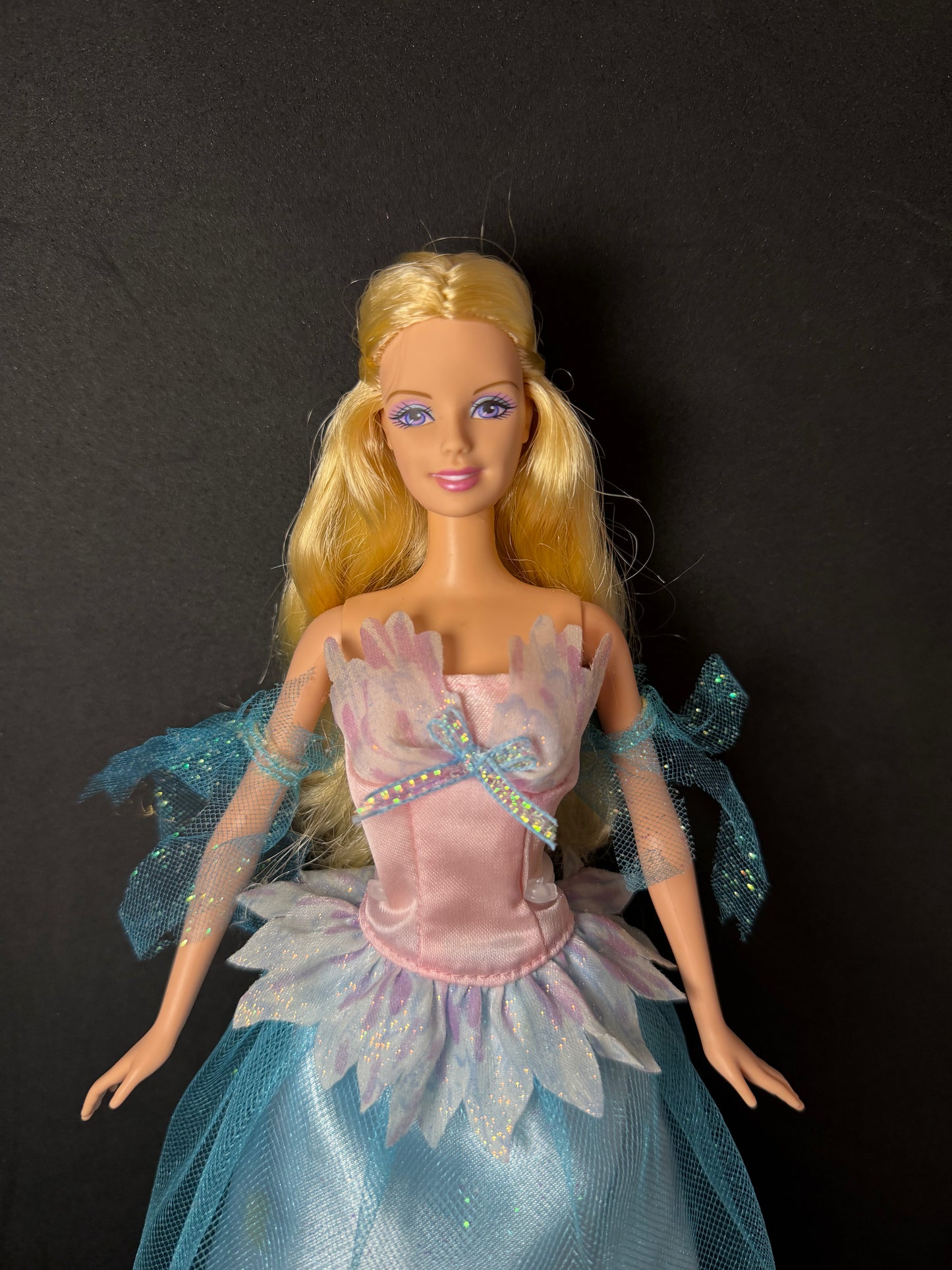 Barbie swan lake Odette fantasy tale 2003