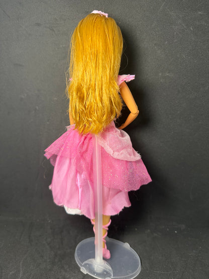 Barbie 12 dancing princesses Fallon 2006