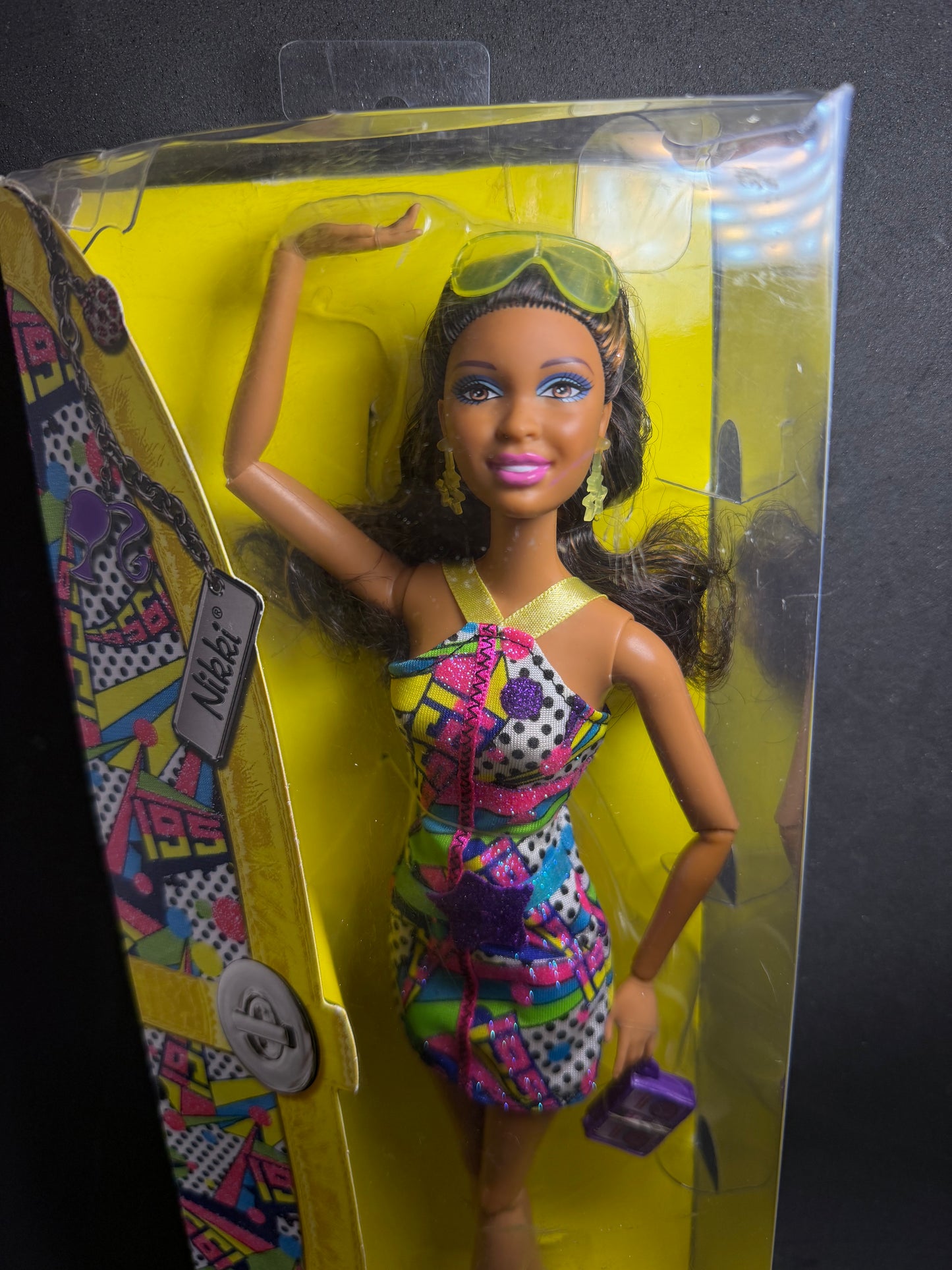 Barbie fashionistas Nikki 2011